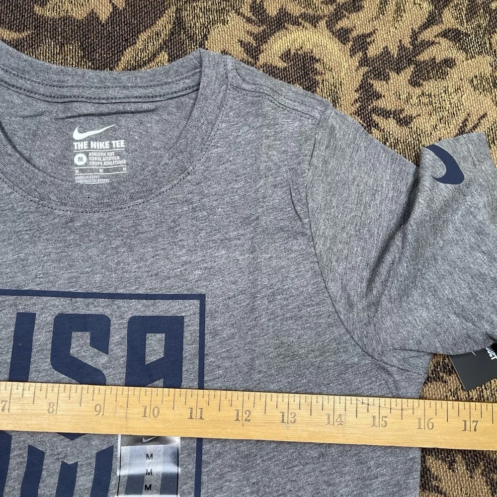 Team USA Soccer Crest Gray Nike Athletic Cut T-Shirt Youth Size Medium New B